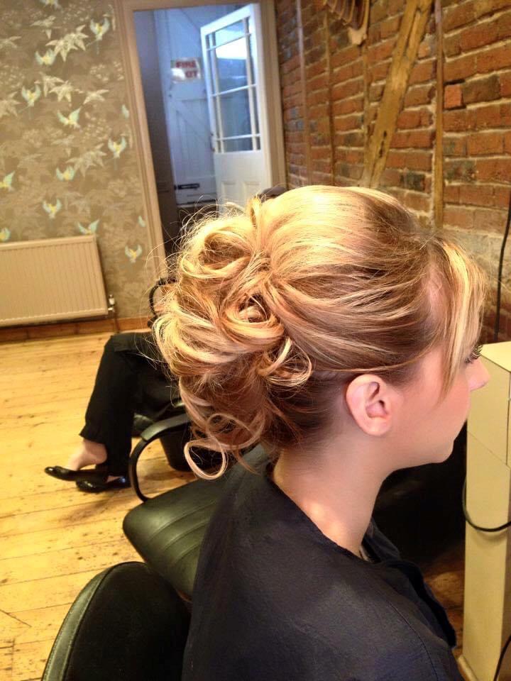 Hair Up - Mobile Hairdresser