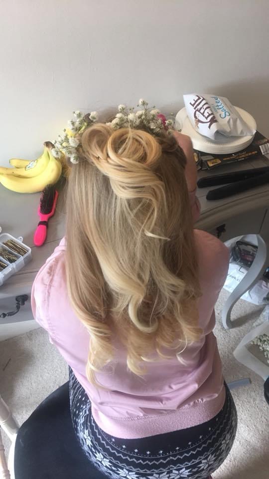 Hair Up - Mobile Hairdresser